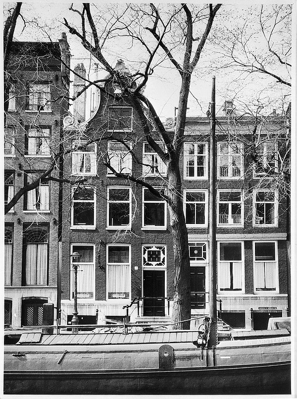 Keizersgracht 66 - 68 voor de restauratie. Foto 1960 RCE