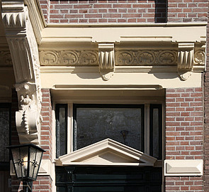 Herengracht 337, detail lijst boven deur