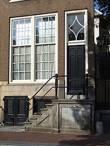 Herengracht 429,  voordeur met stoep