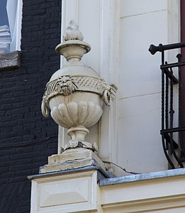 Keizersgracht 510-512 vaas
