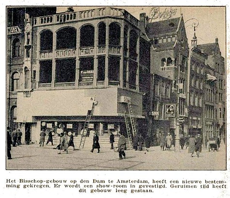 Hoek Dam en Damrak, in verval in 1928